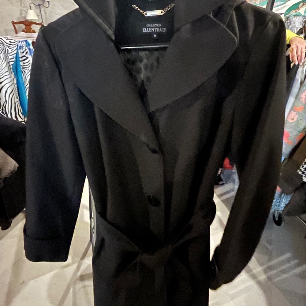 Ellen Tracy trench coat